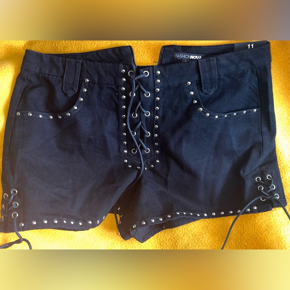 Fashion Nova shorts